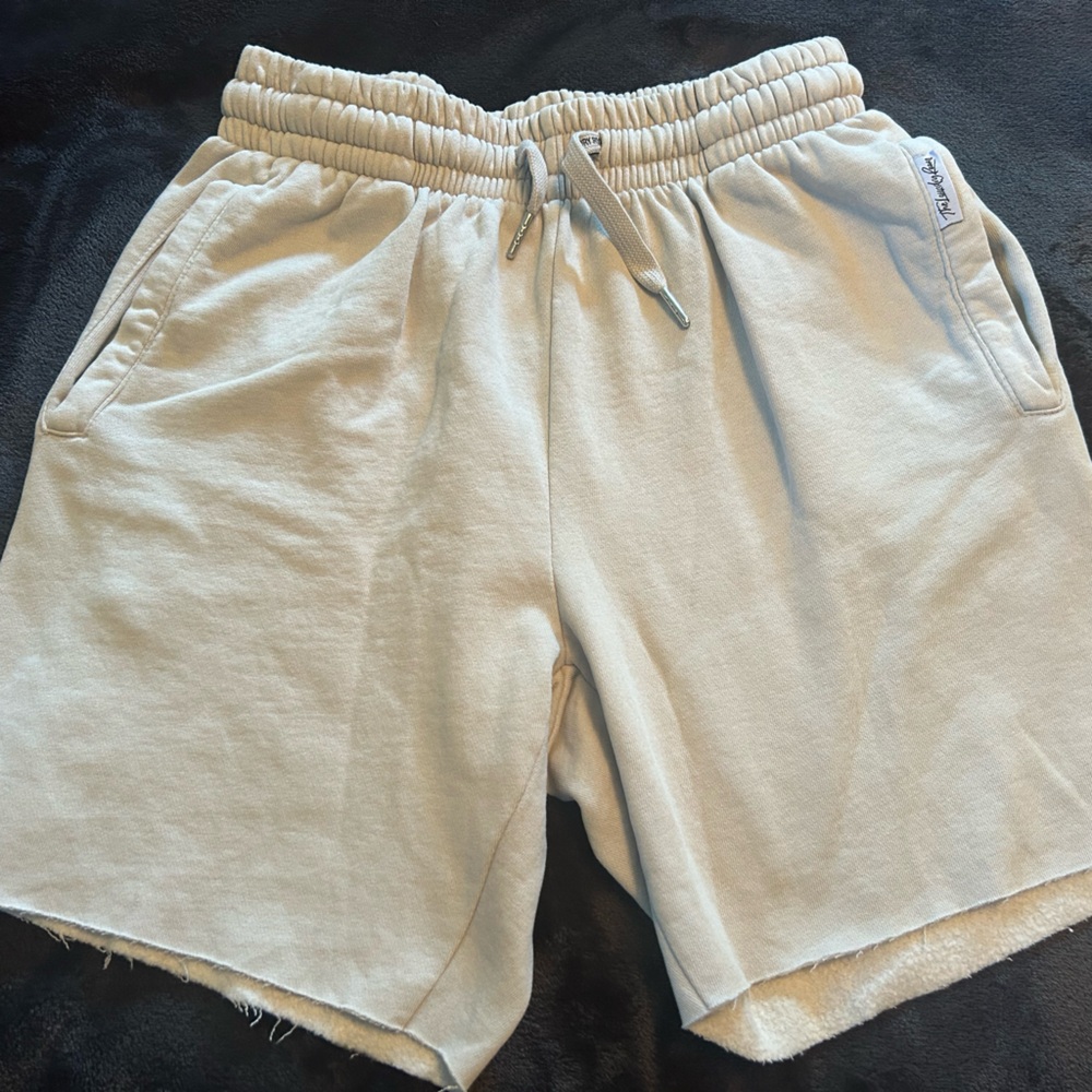 NWT  The Laundry Room Women's Grey Cut-off Sweatshirt Shorts High-Waist, Size L